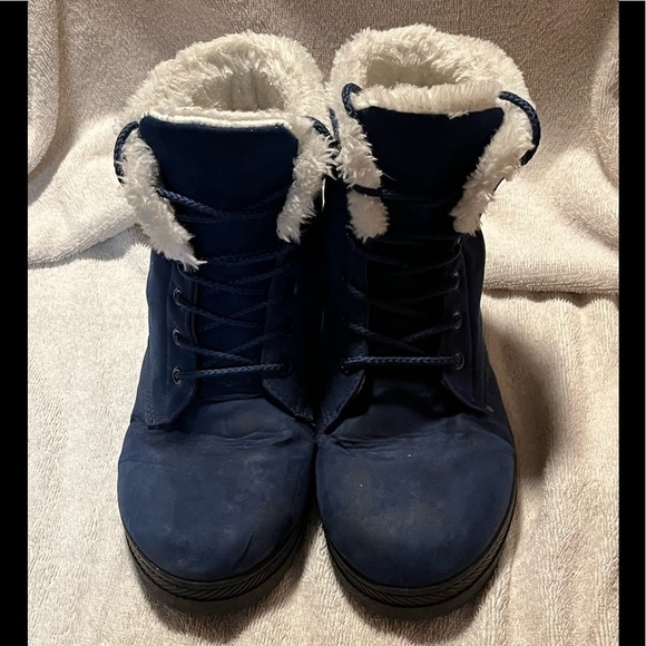 SQL Blue Boots - Picture 2 of 8